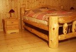 manželská postel z borového dřeva  (BD-06)